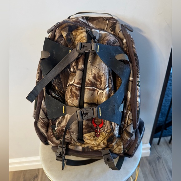 Badlands Hunting Backpack - Picture 2 of 8